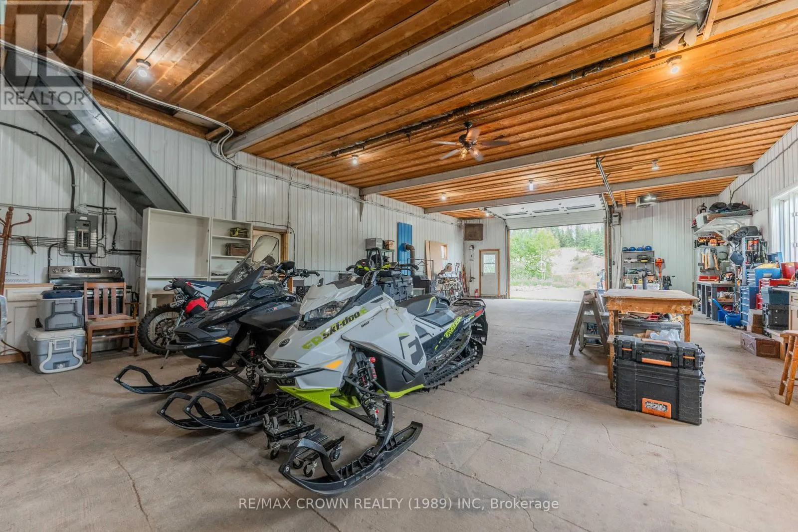 195 OUELLETTE BAY ROAD