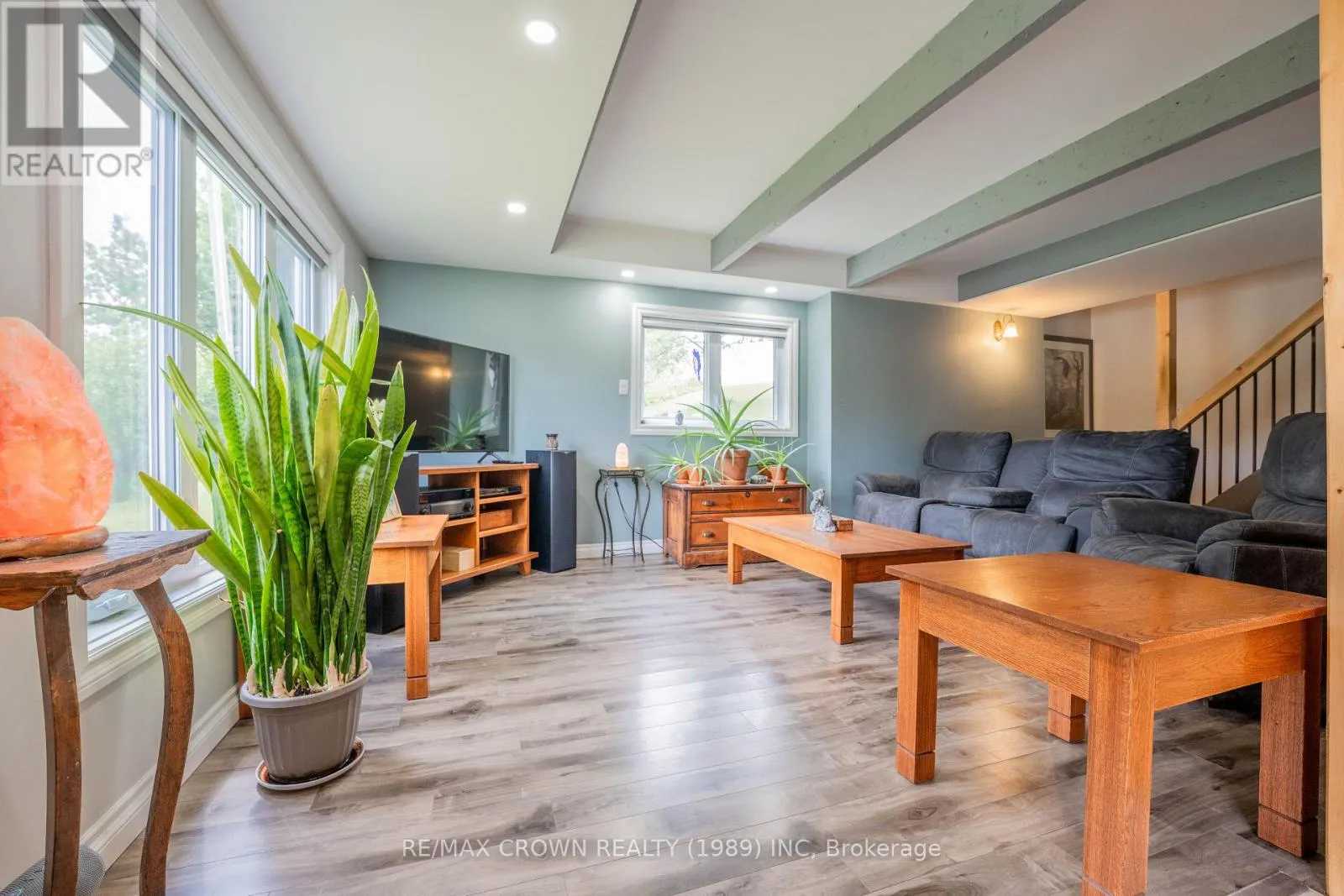 195 OUELLETTE BAY ROAD