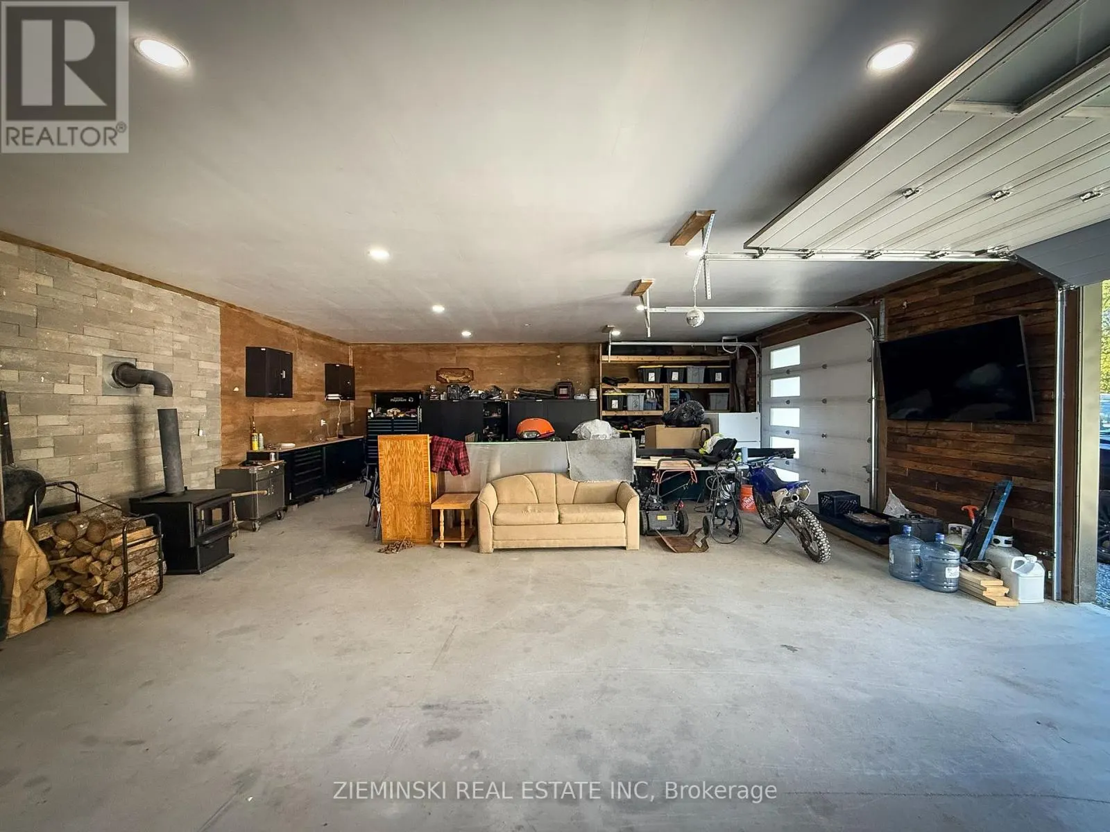 438 QUIRION (CONNAUGHT) ROAD