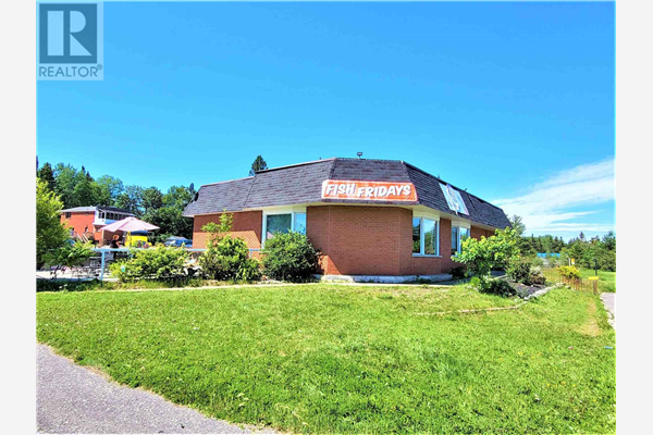 1889 Dawson Rd, Thunder Bay