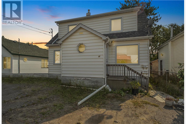 11 Kenogami AVE, Thunder Bay