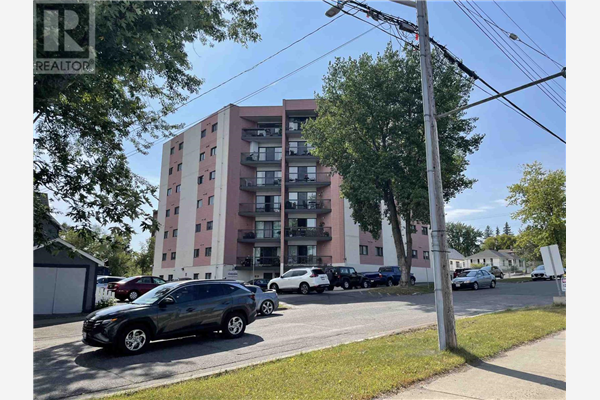 402 165 Court ST, Thunder Bay