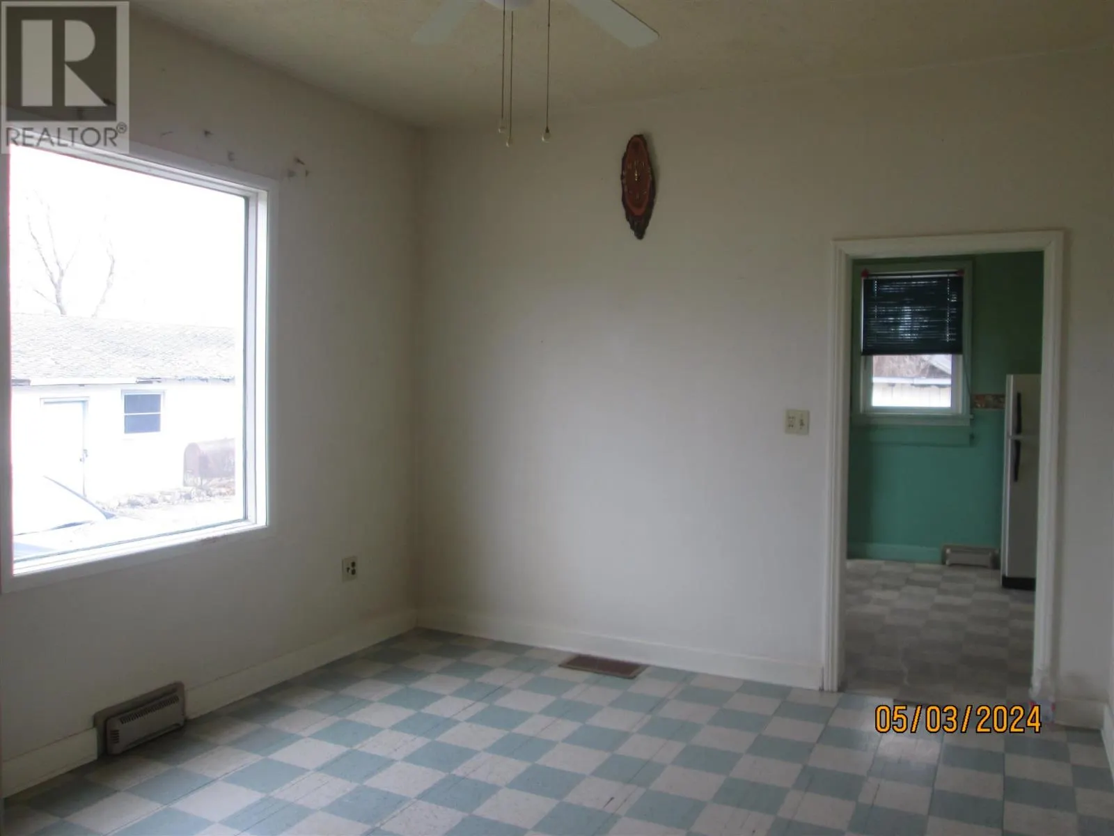 306 Front ST