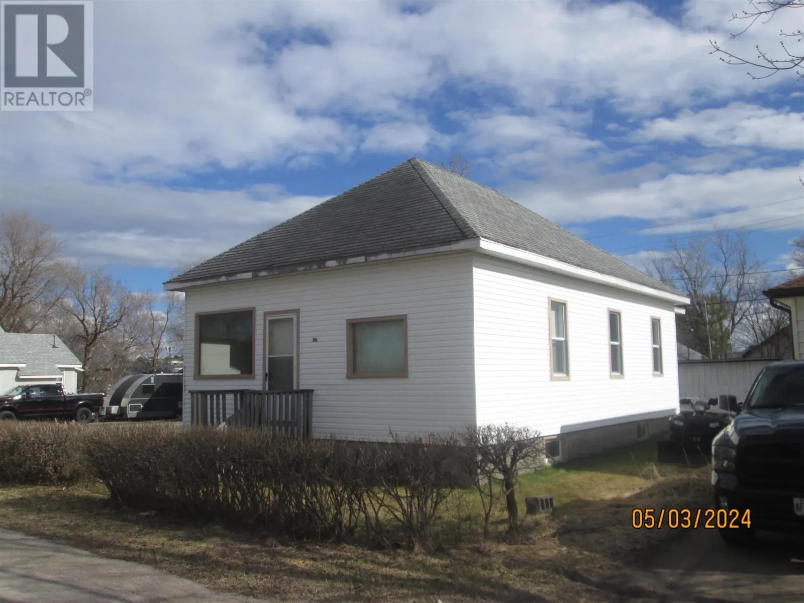 306 Front ST