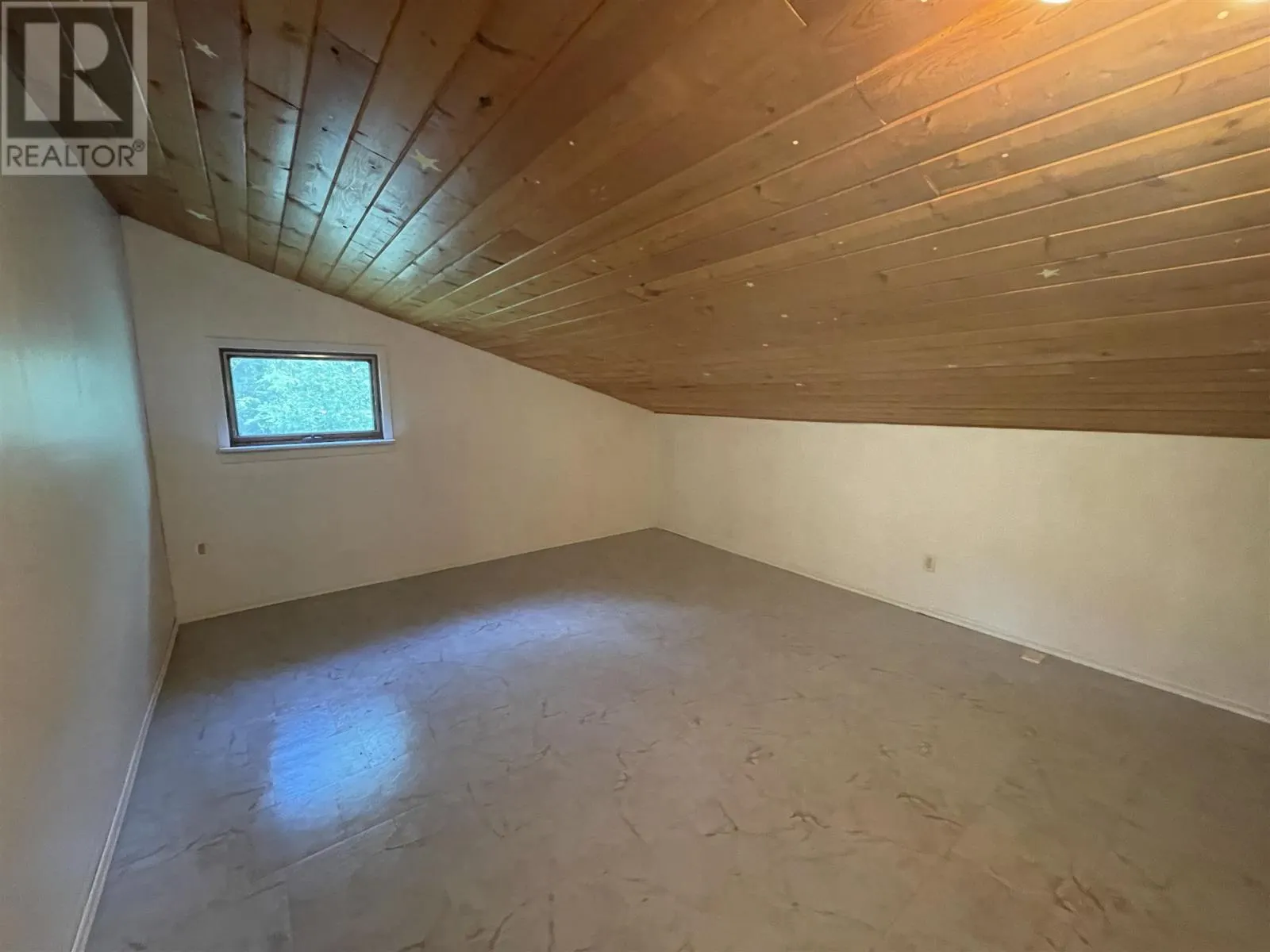 214 West Beach DR