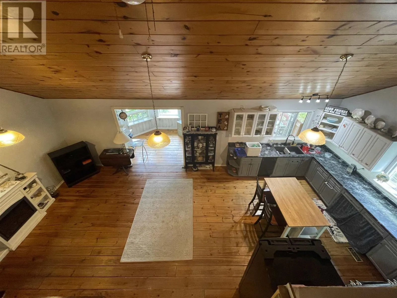 214 West Beach DR