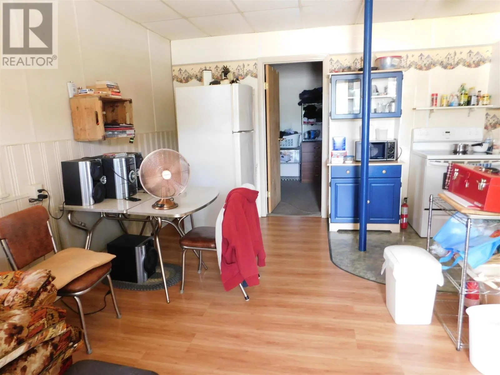 35 Spruce AVE