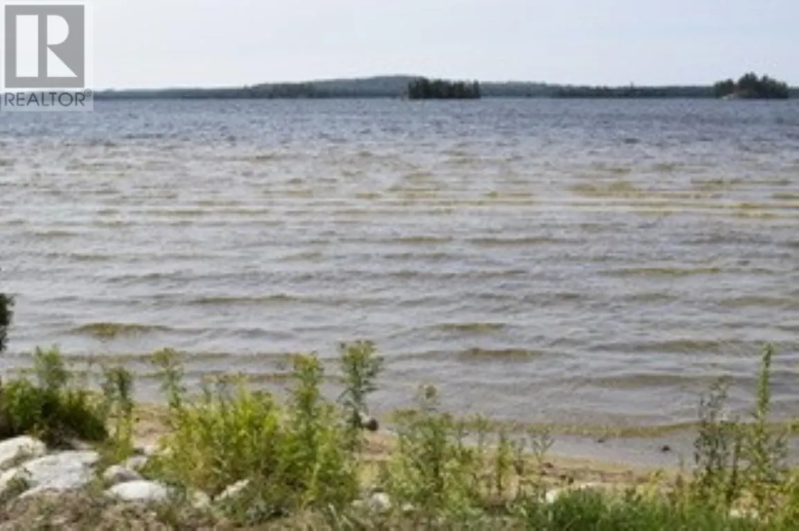 224 Lakeshore DR