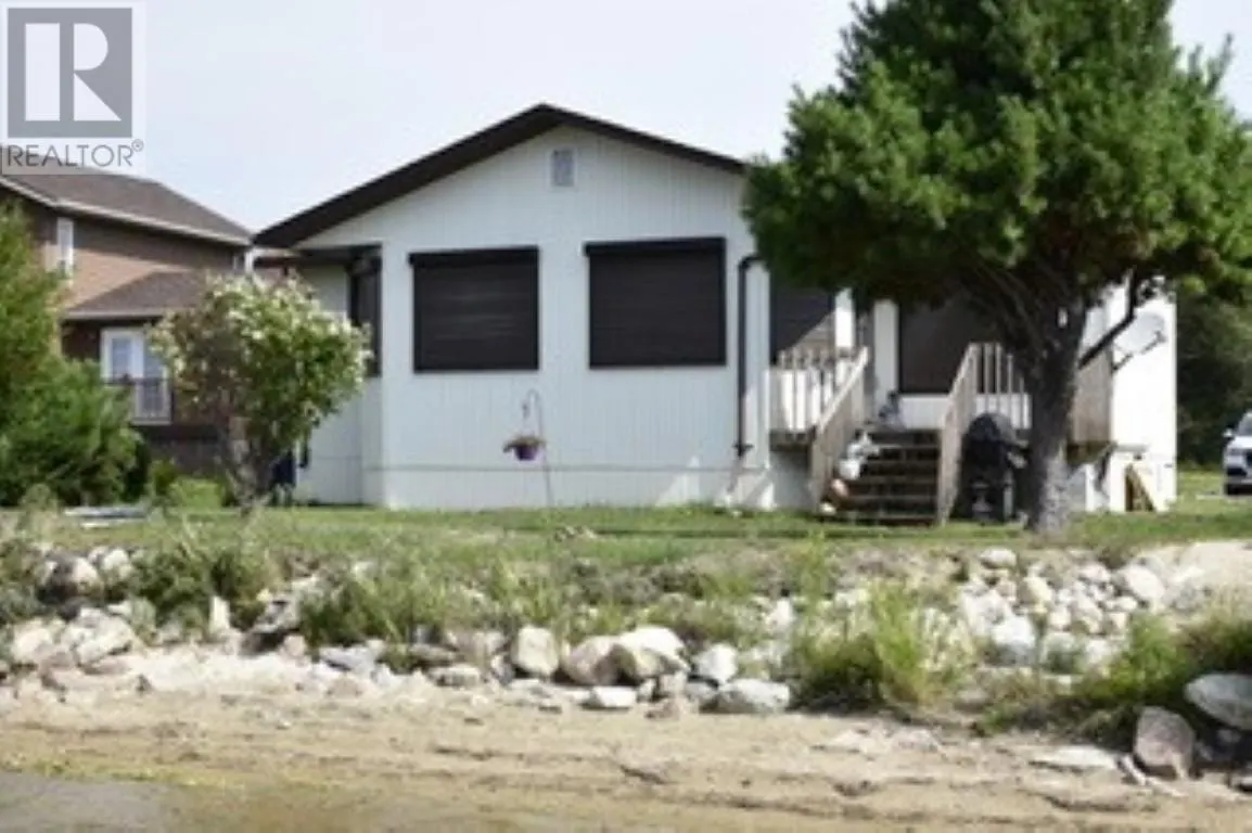 224 Lakeshore DR