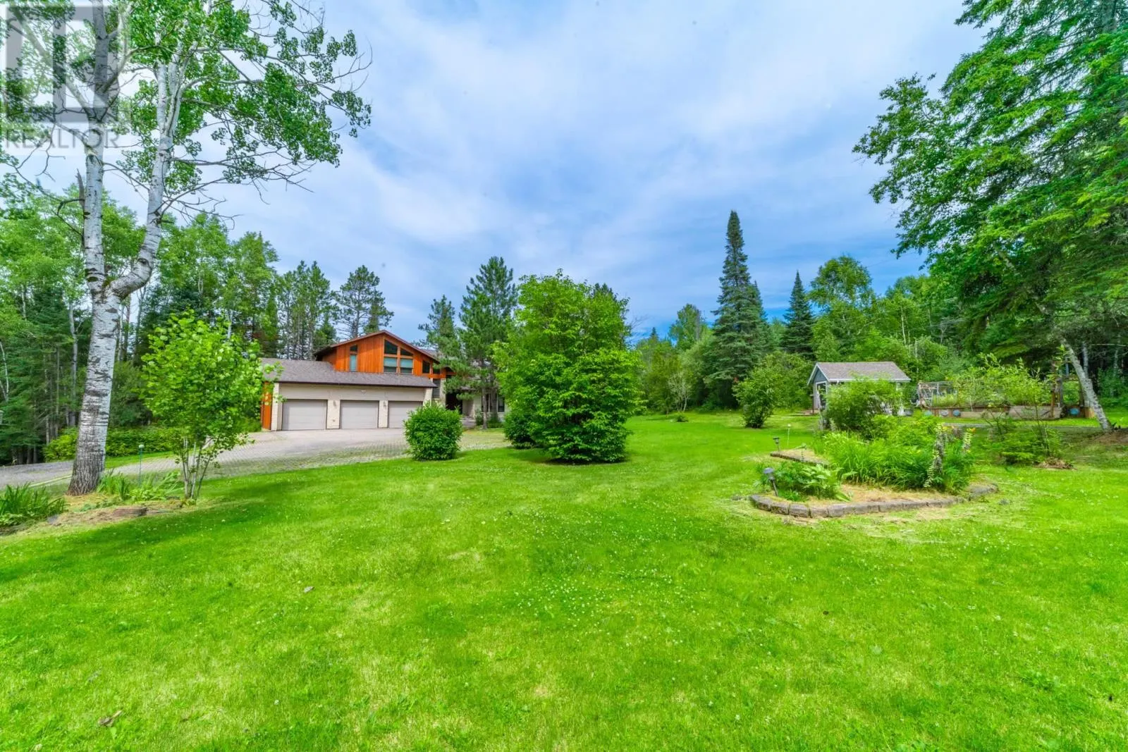 13677 HWY 17 E
