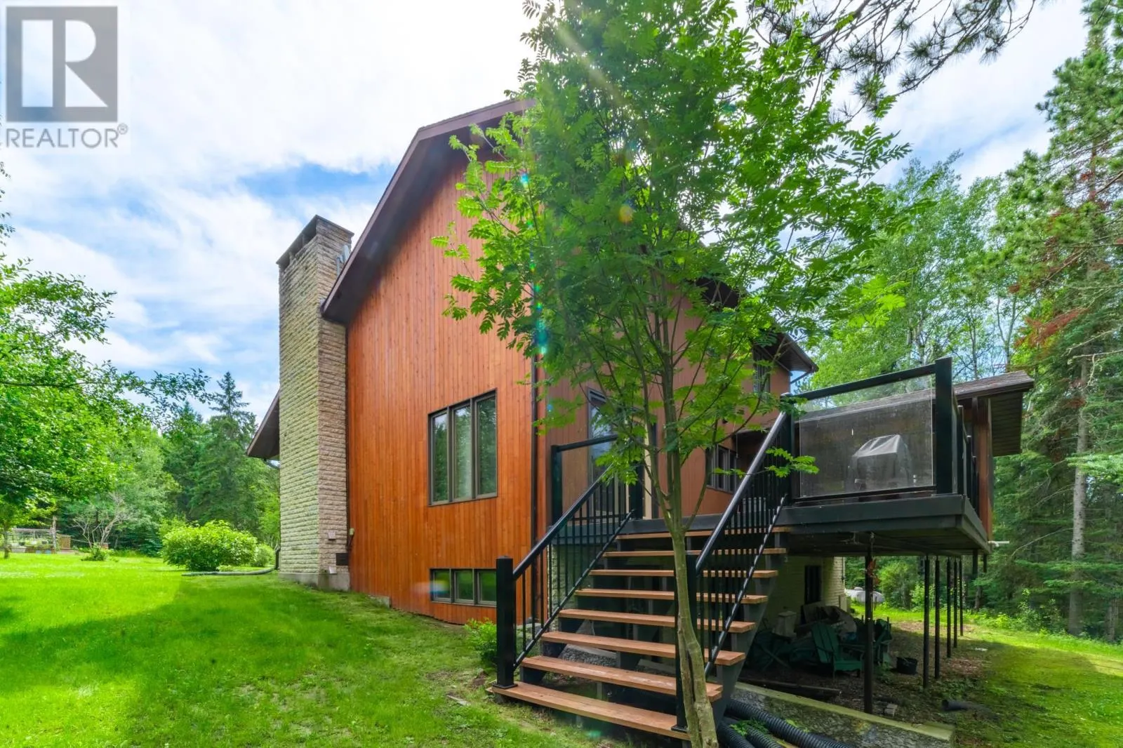 13677 HWY 17 E