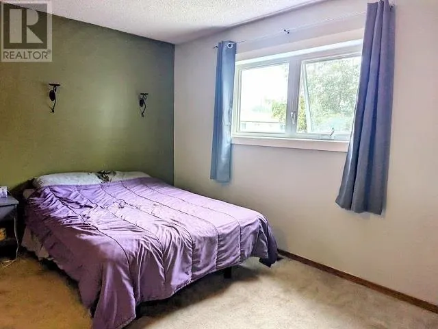 9 Ingall DR