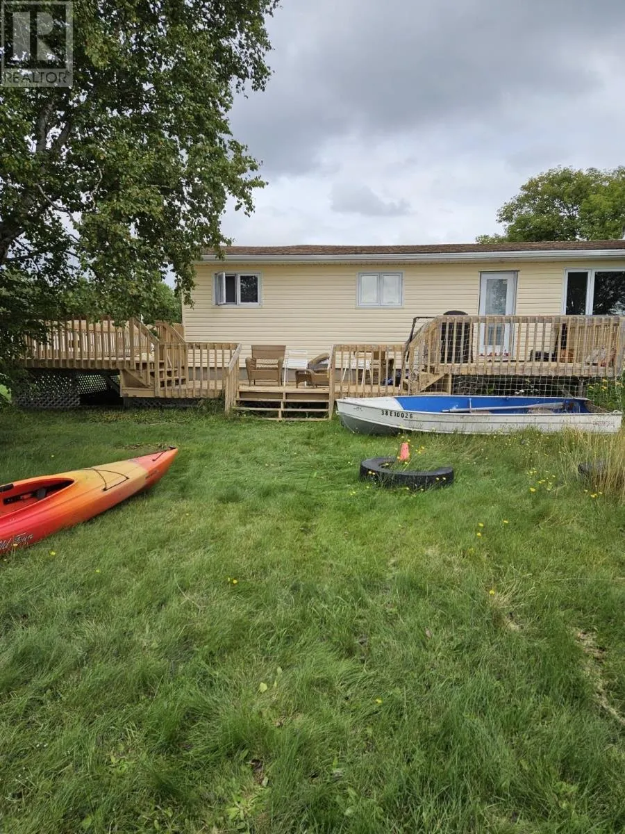 214 Lakeshore Drive