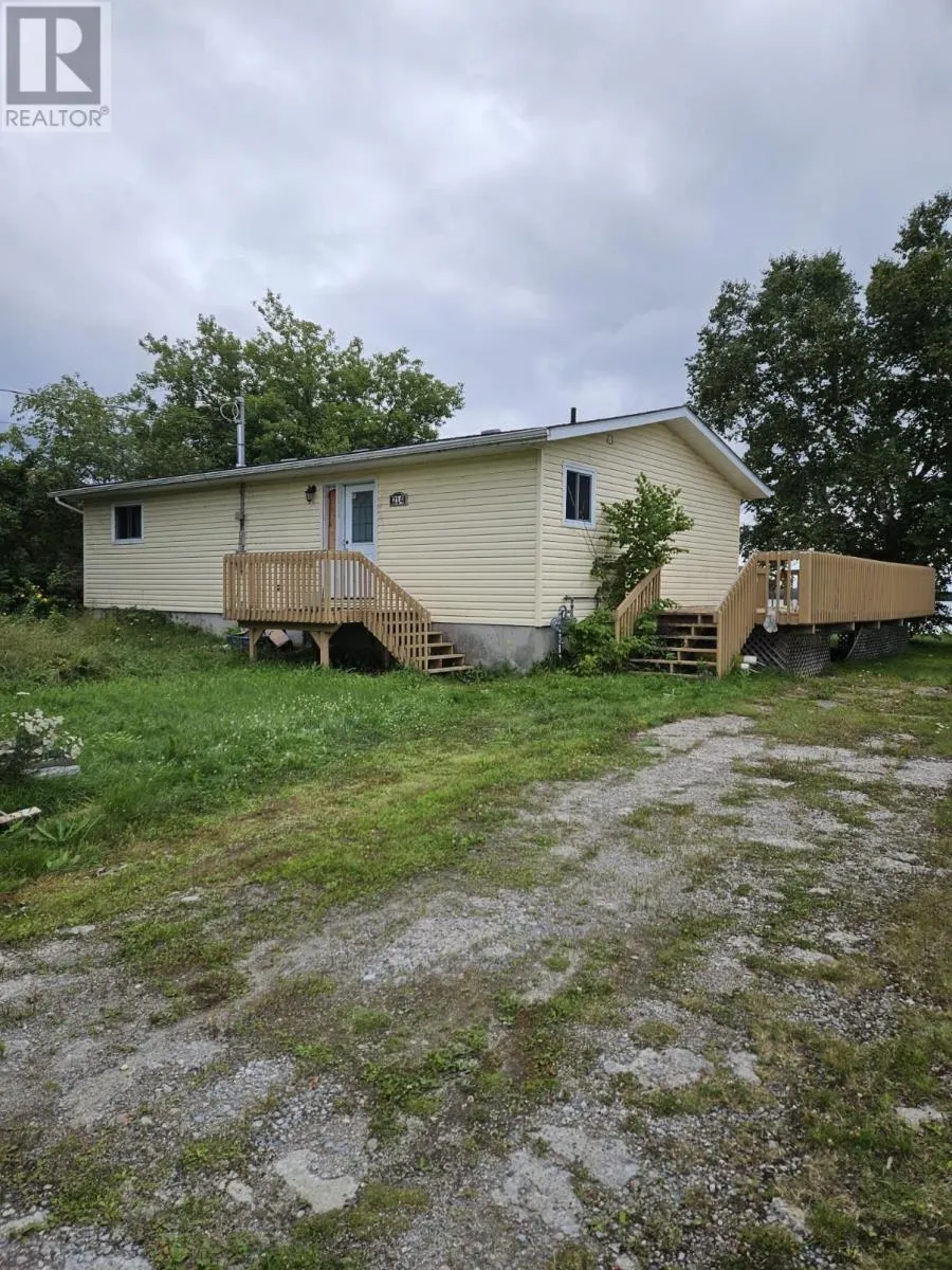 214 Lakeshore Drive