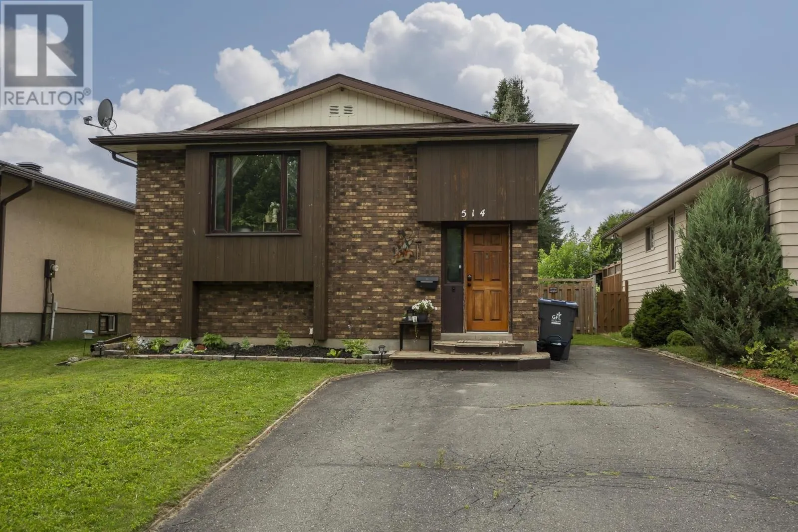 514 County Blvd