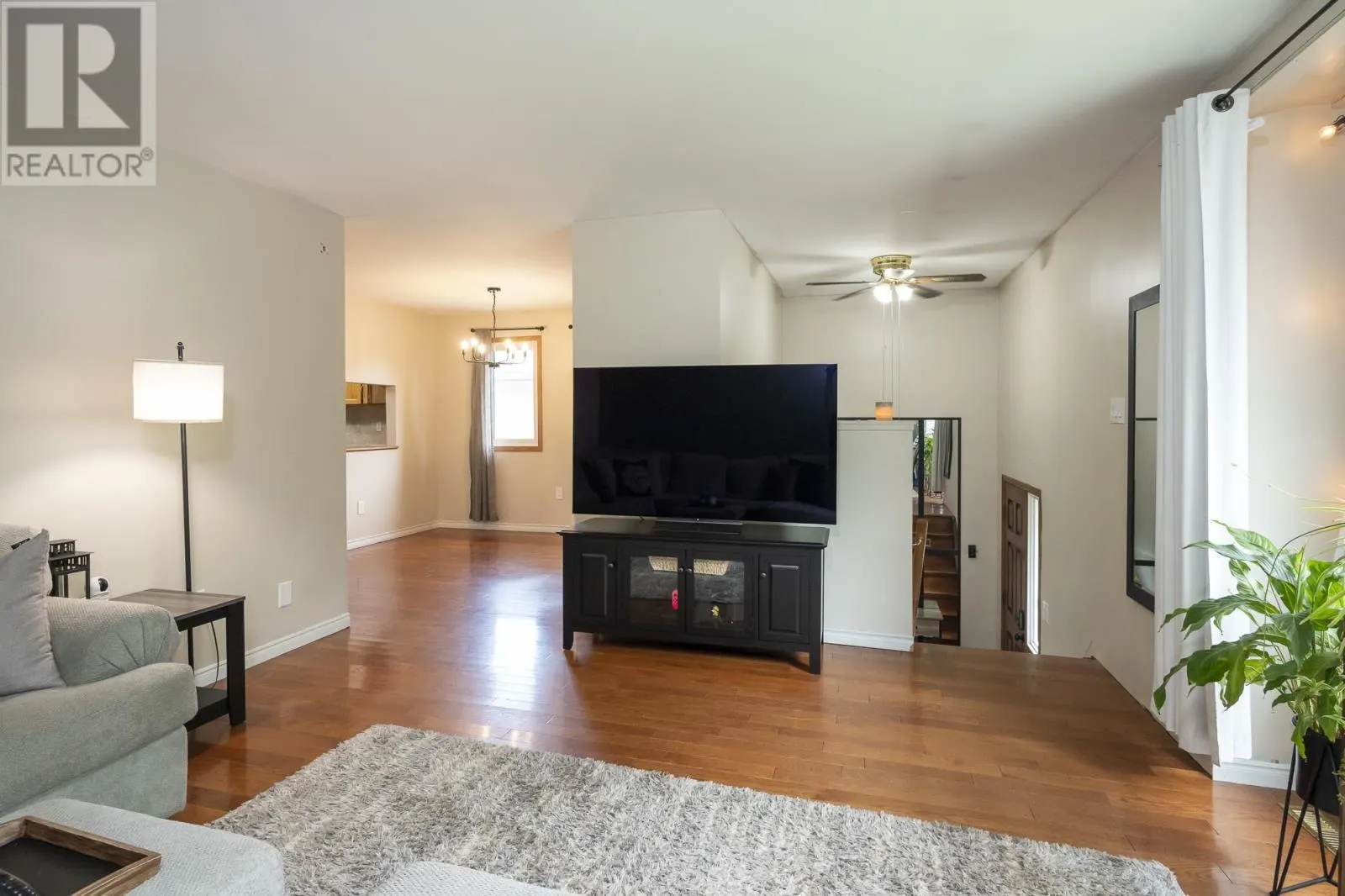 514 County Blvd