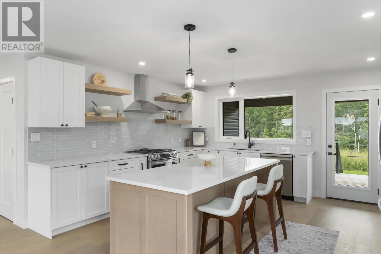 133 Bruin CRES