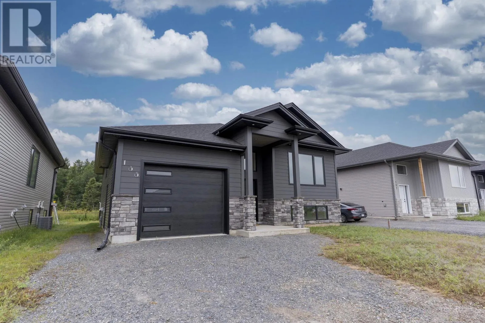 133 Bruin CRES