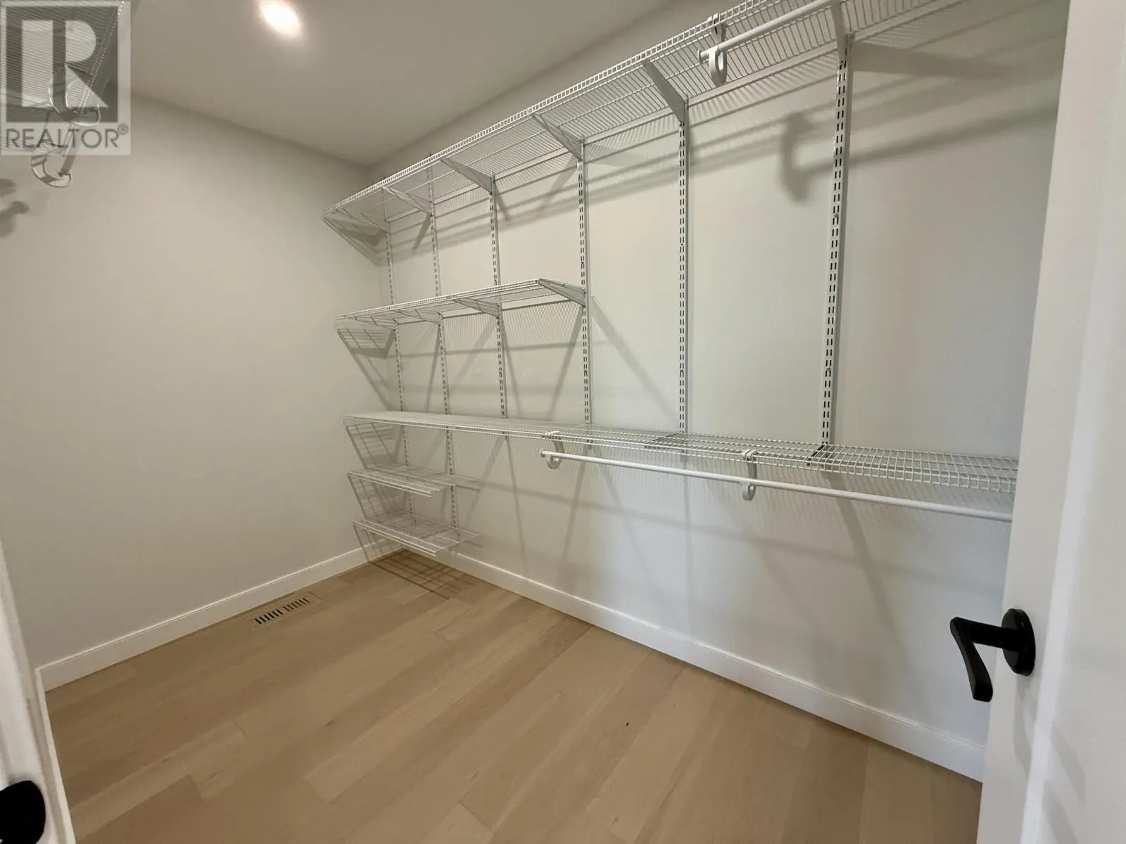 178 Bruin CRES