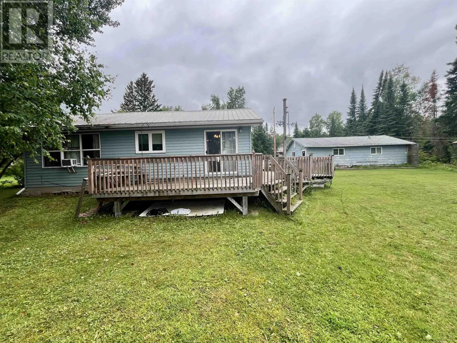 206 McMillan CRES
