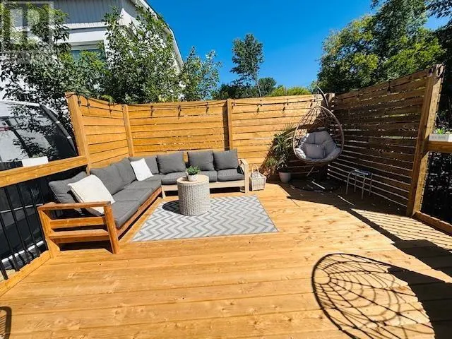 411 Ottawa St