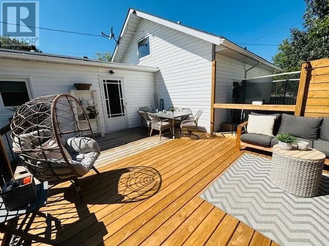 411 Ottawa St