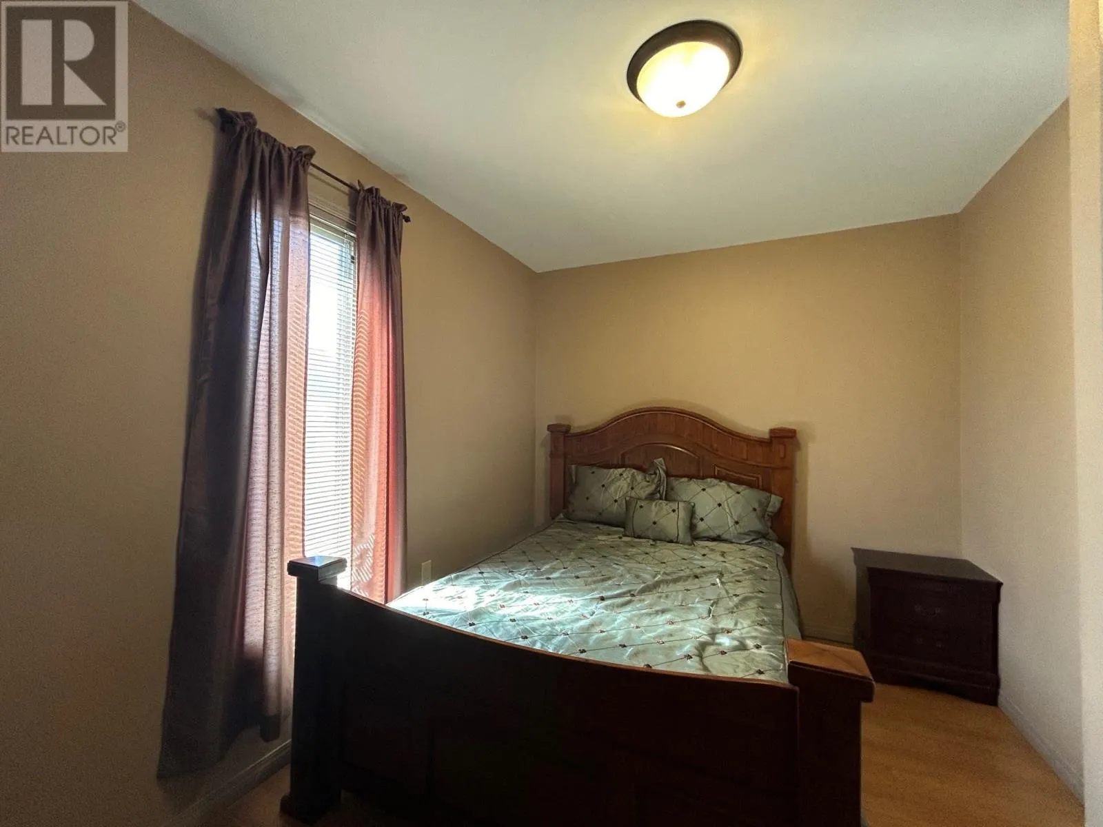 413 Regina AVE