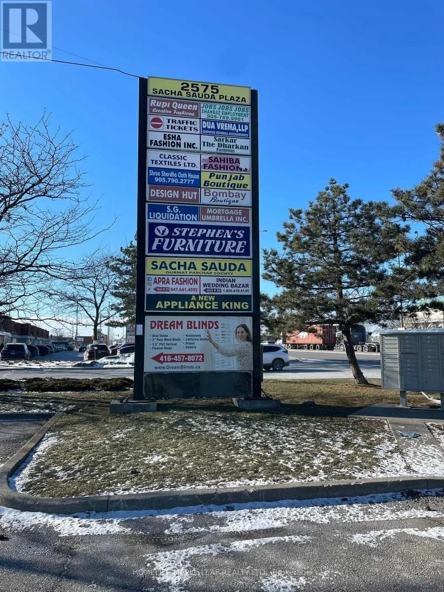 4 - 2575 STEELES AVENUE E