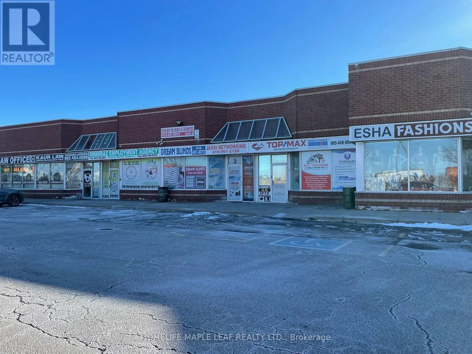 4 - 2575 STEELES AVENUE E