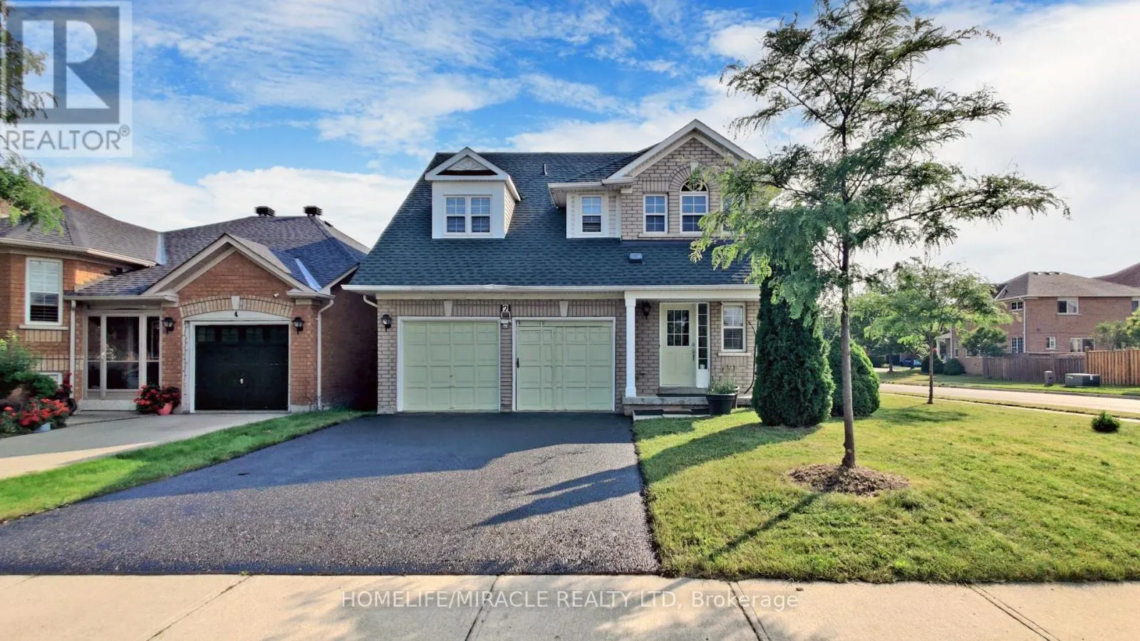 2 CLOVERCREST DRIVE