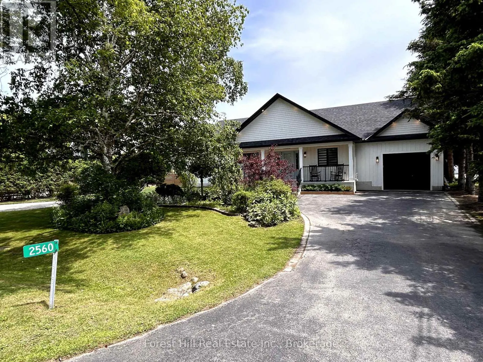 2560 2 SIDE ROAD