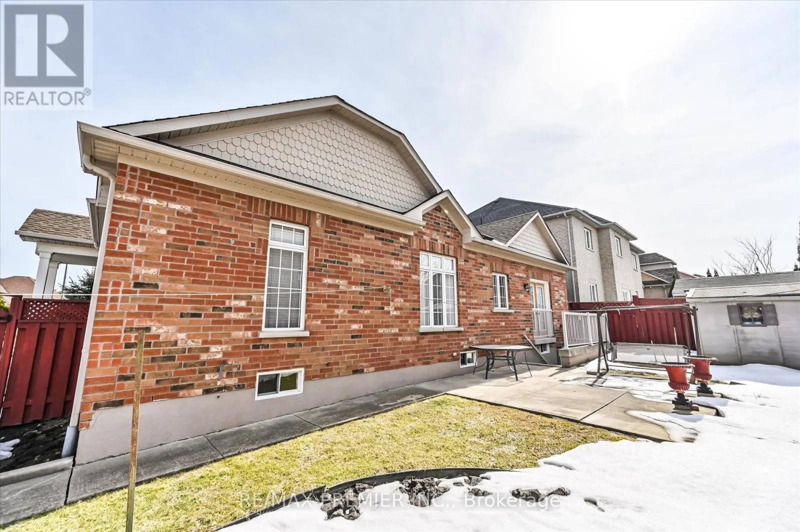 10 LEPARC ROAD