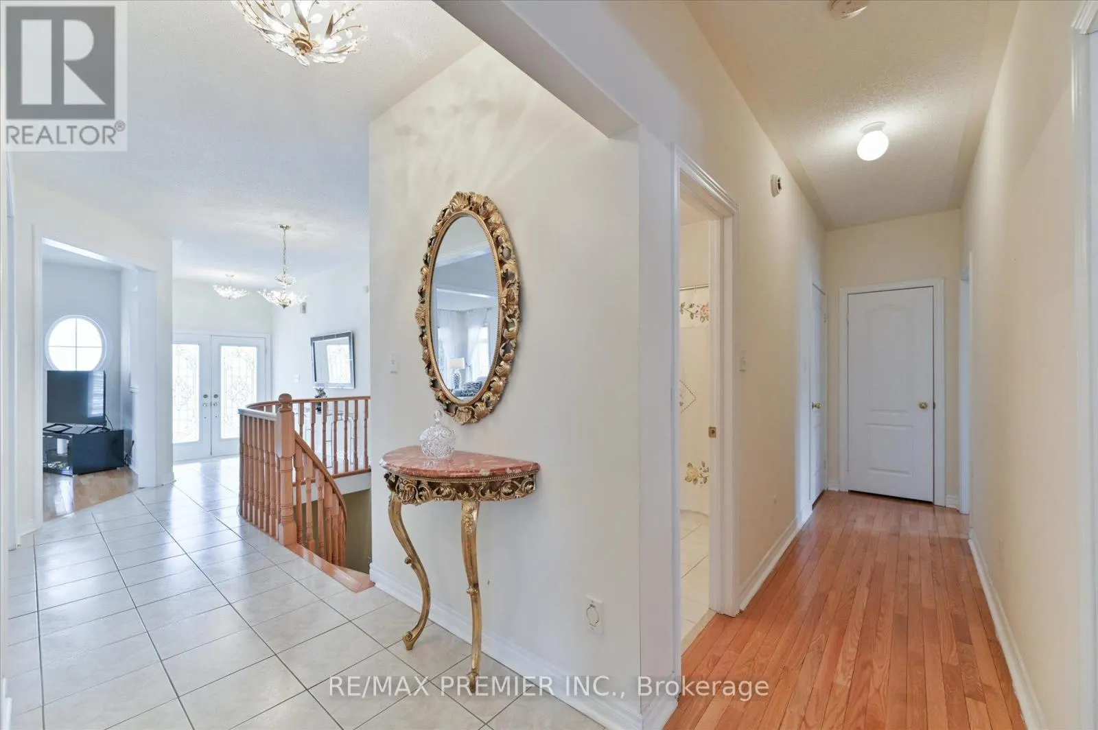 10 LEPARC ROAD