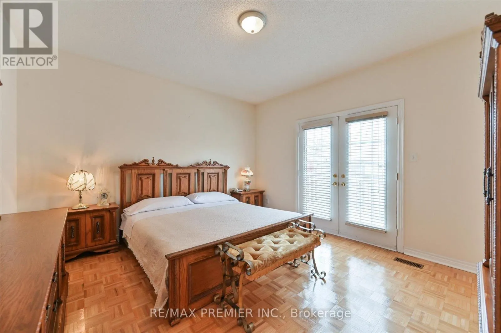 10 LEPARC ROAD