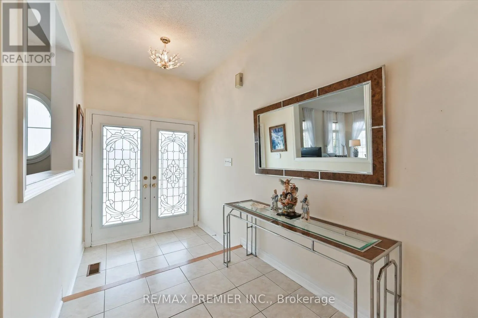 10 LEPARC ROAD