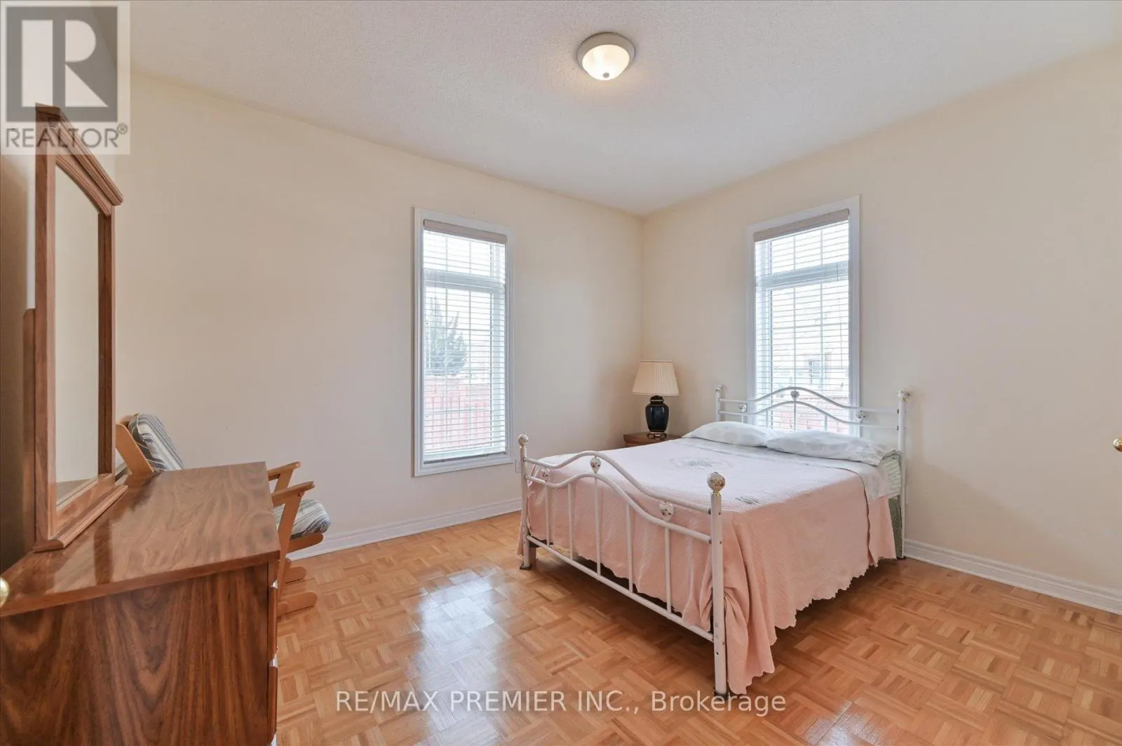 10 LEPARC ROAD