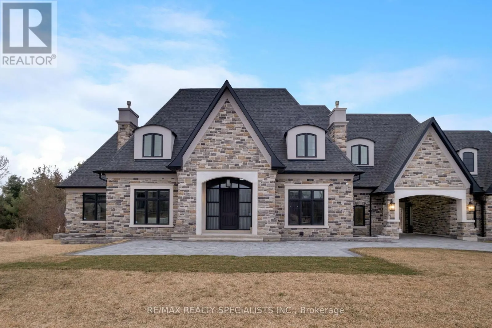 15 MULLOY COURT