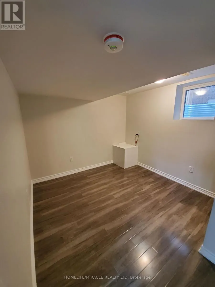 1001 TOCK CLOSE