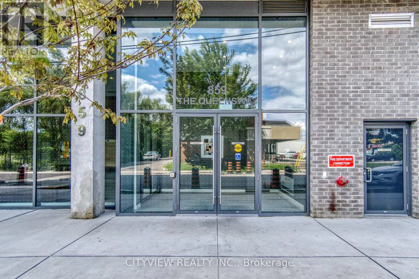 601 - 859 THE QUEENSWAY