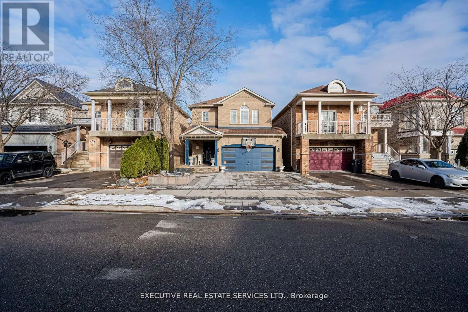 27 SAVITA ROAD