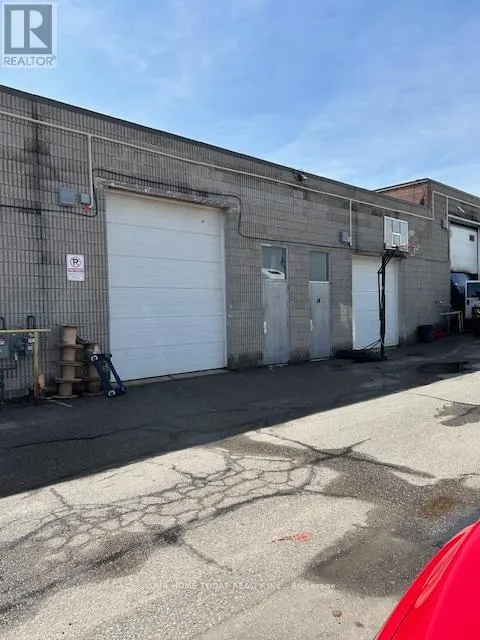 #13 & #14 - 55 SINCLAIR AVENUE N