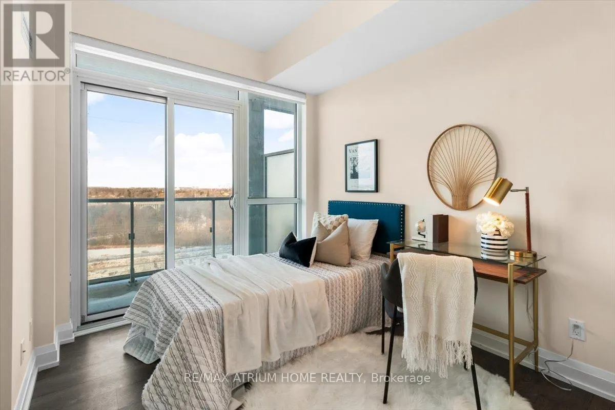 1111 - 65 SPEERS ROAD