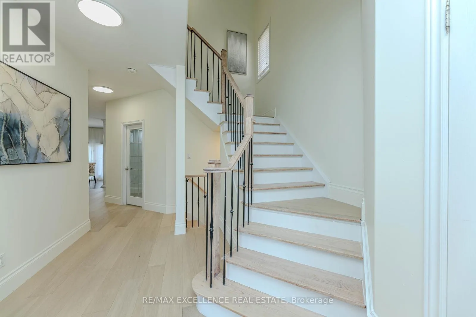 24 DELMONICO ROAD