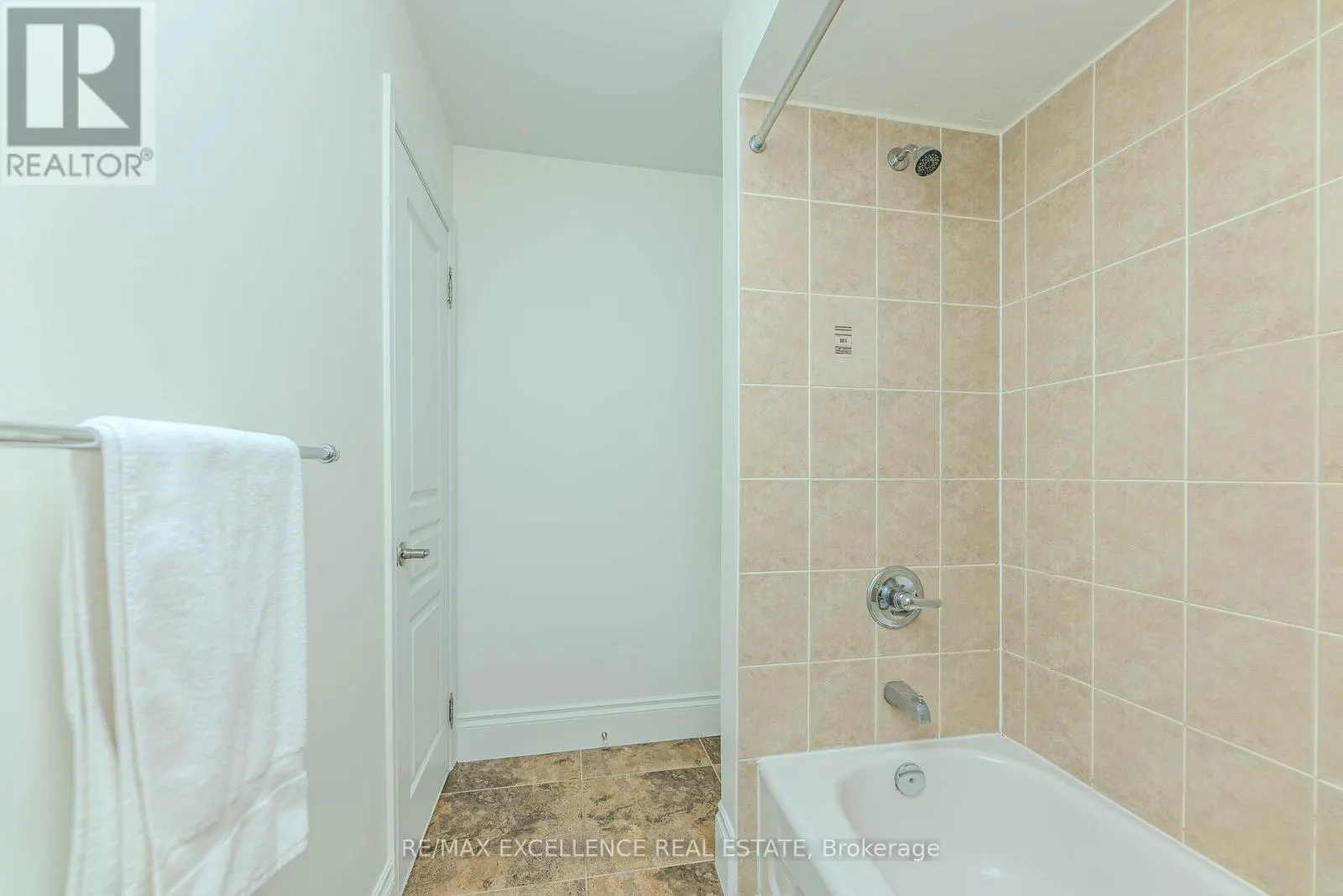24 DELMONICO ROAD