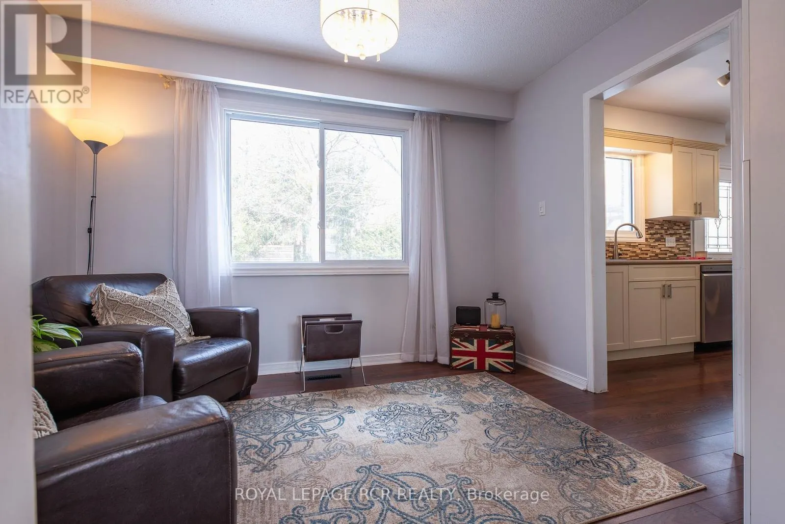 35 ELM AVENUE