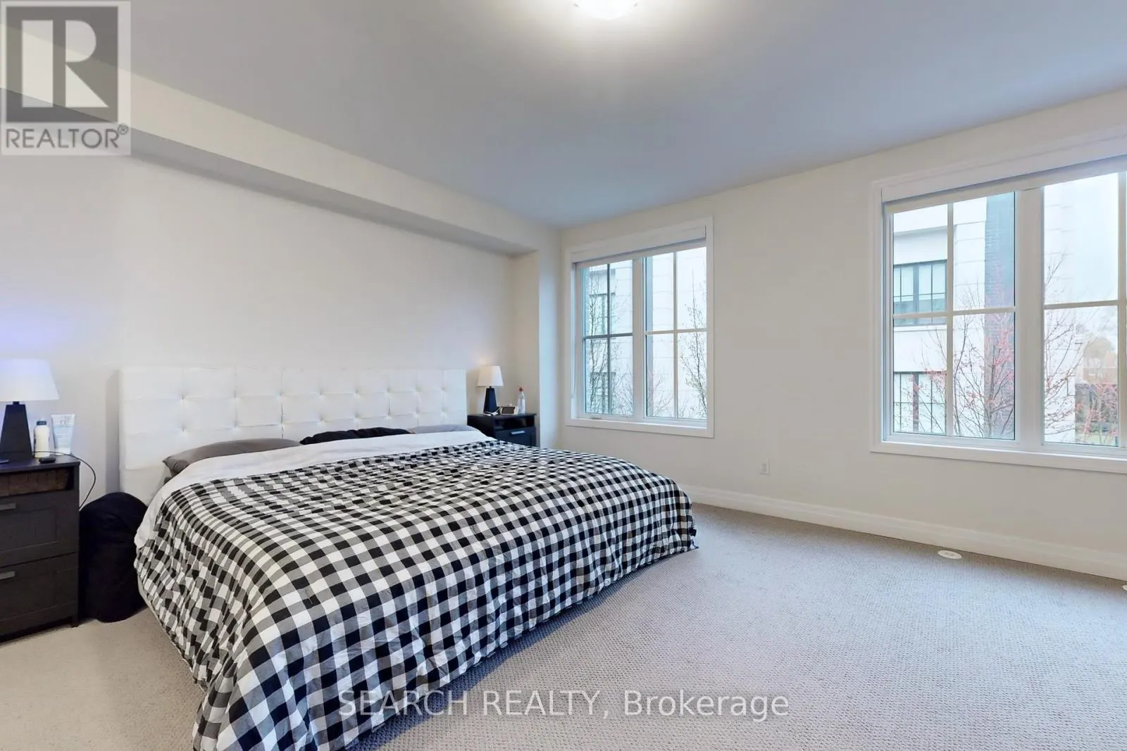 110 - 1180 CAWTHRA ROAD
