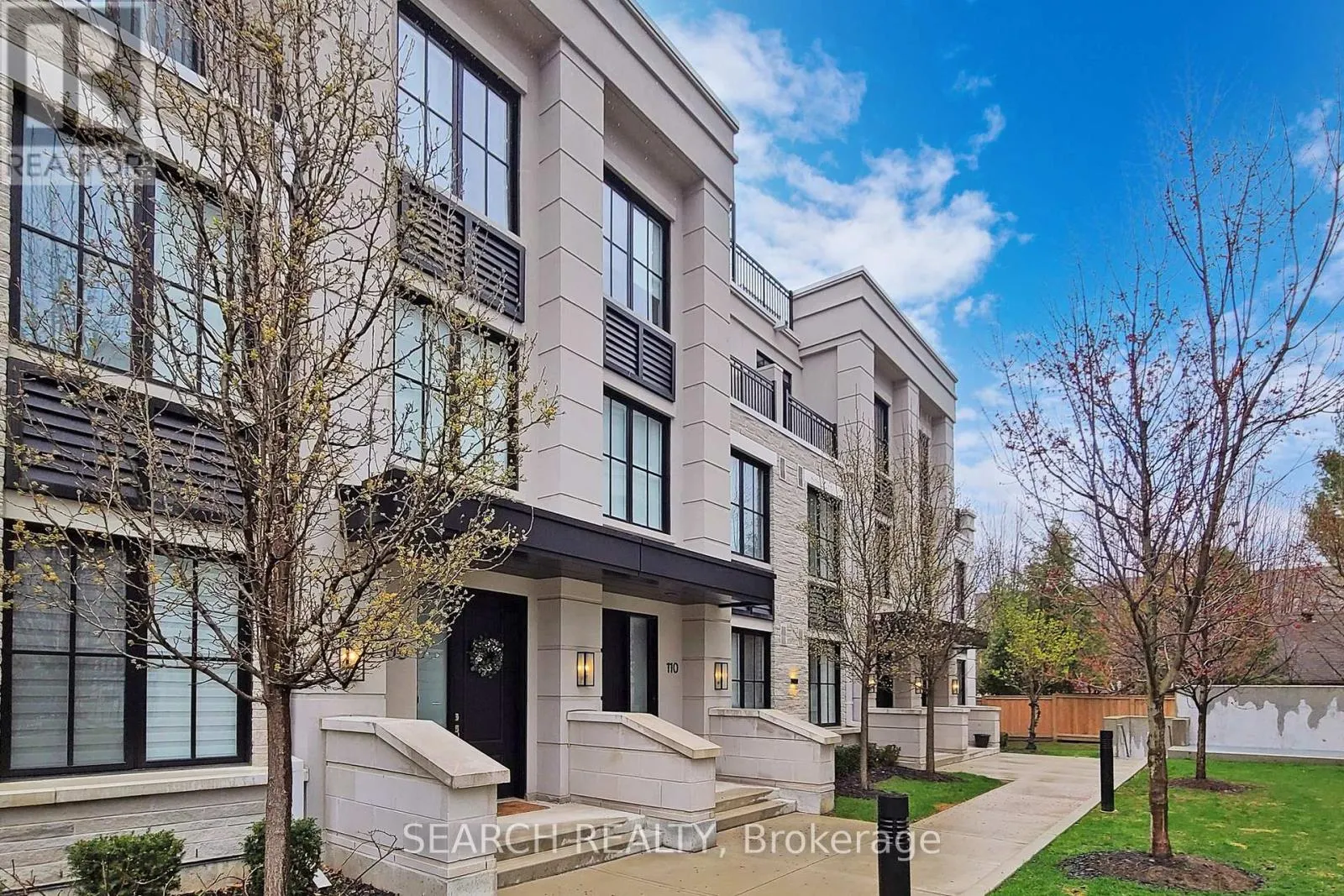 110 - 1180 CAWTHRA ROAD