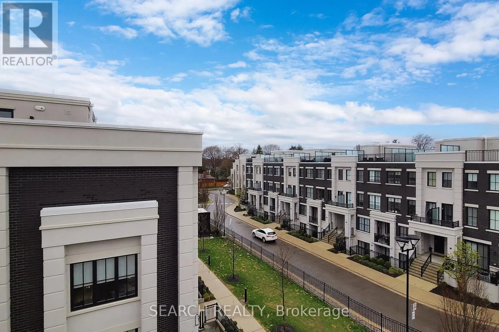 110 - 1180 CAWTHRA ROAD