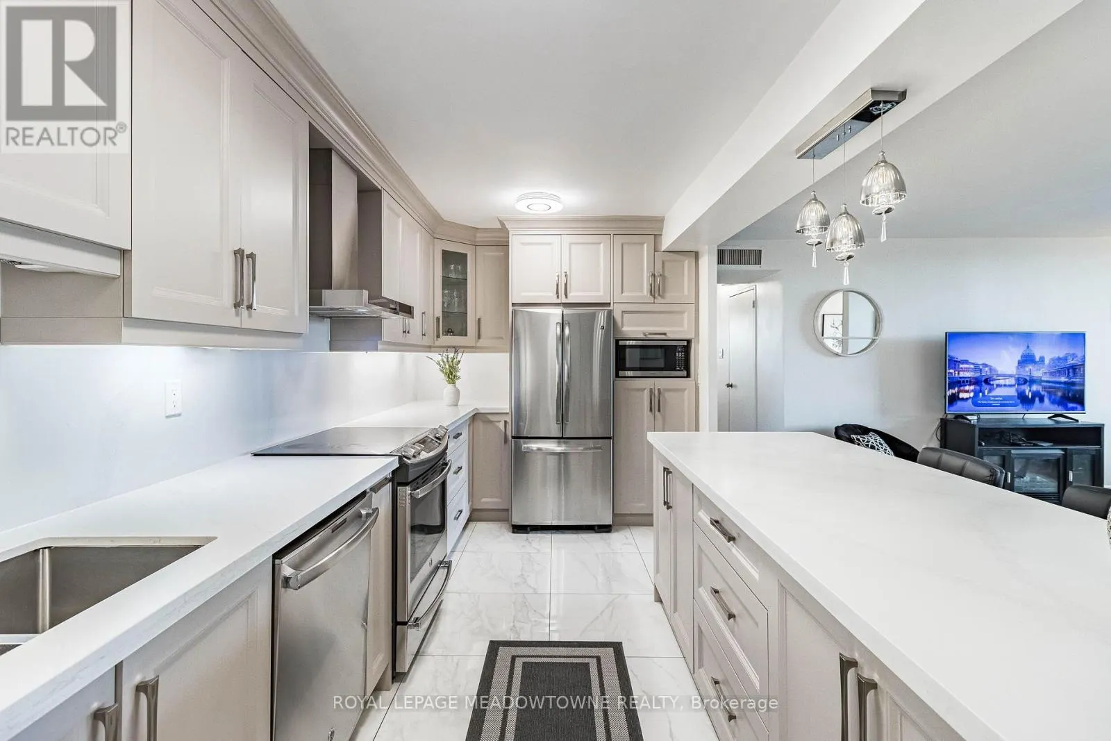 406 - 61 RICHVIEW ROAD