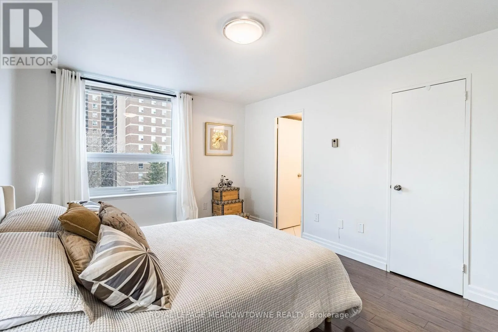 406 - 61 RICHVIEW ROAD